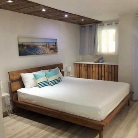 Holiday Surf Lodge 塔马兰 外观 照片