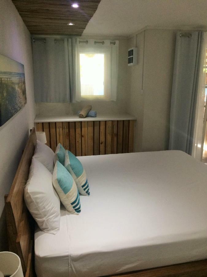 Holiday Surf Lodge 塔马兰 外观 照片